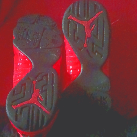 Air Jordan 9 Chile Red CT8019-600 - Picture 7 of 7